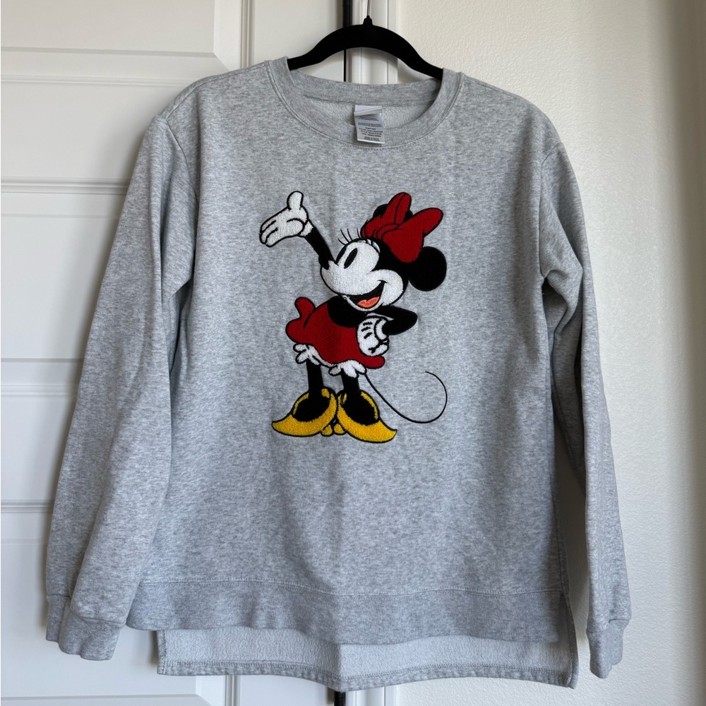 Disney Gray Sweatshirt with Minnie Mouse Design Size Medium - Picture 2 of 5